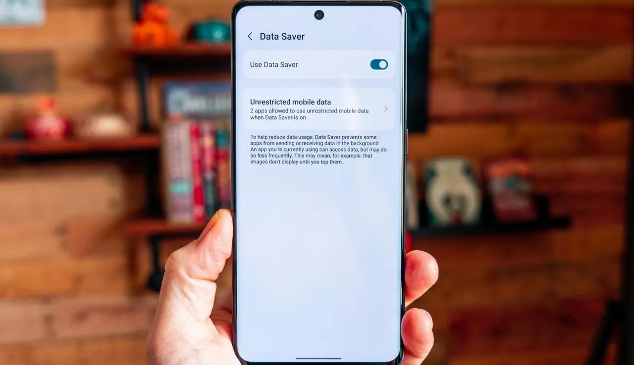 Save Mobile Data and Control Usage with these two Android features