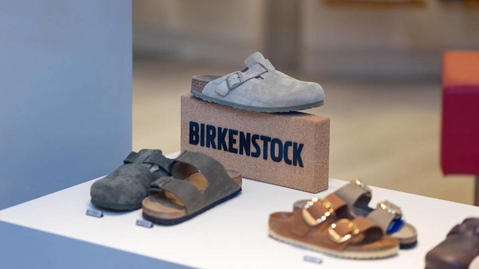 Caleres closed 82 stores over the last four years, as it bets on premium shoes. Bloomberg / Getty Images