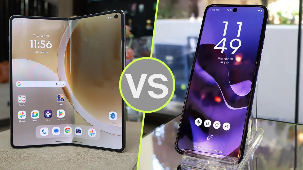 Razr Fold vs Razr Ultra